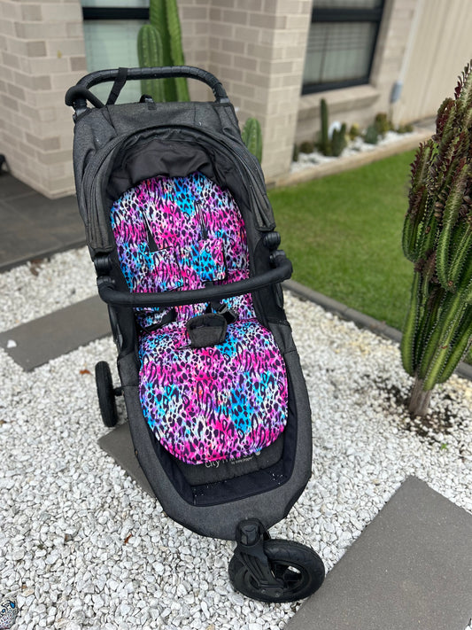 Colourful leopard print