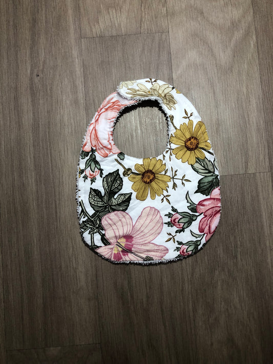 Ava floral - doll bib