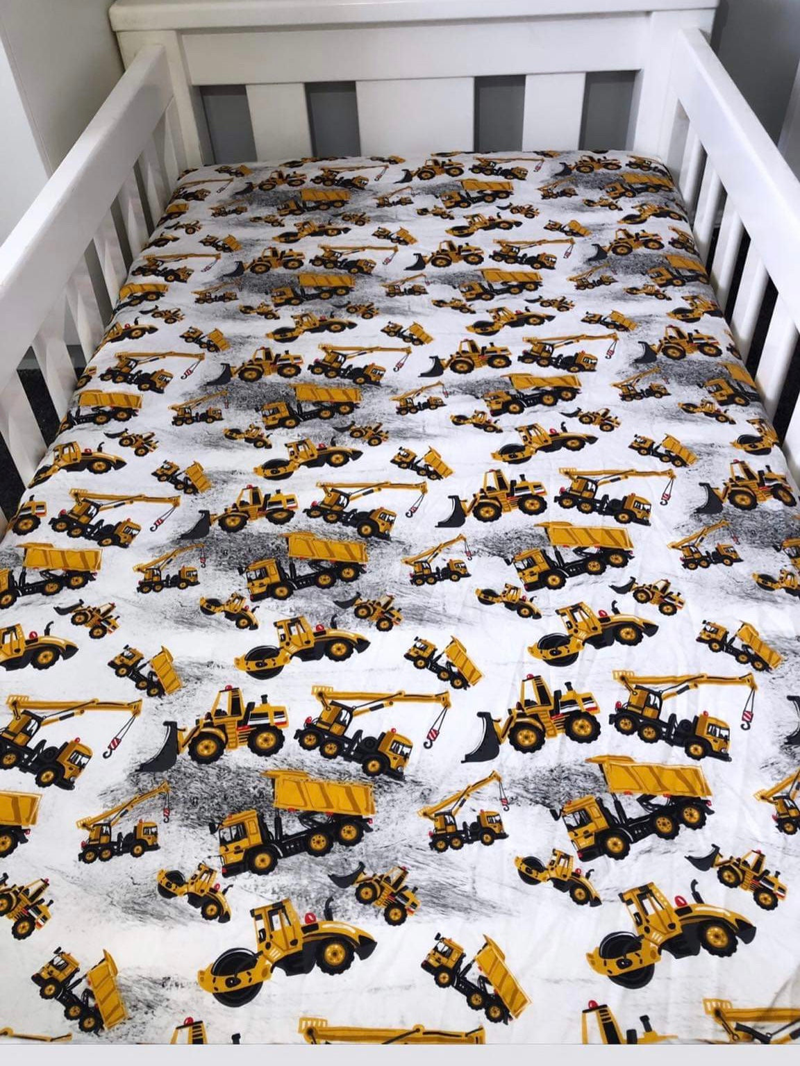 Trucks & tractors - fitted cot sheet