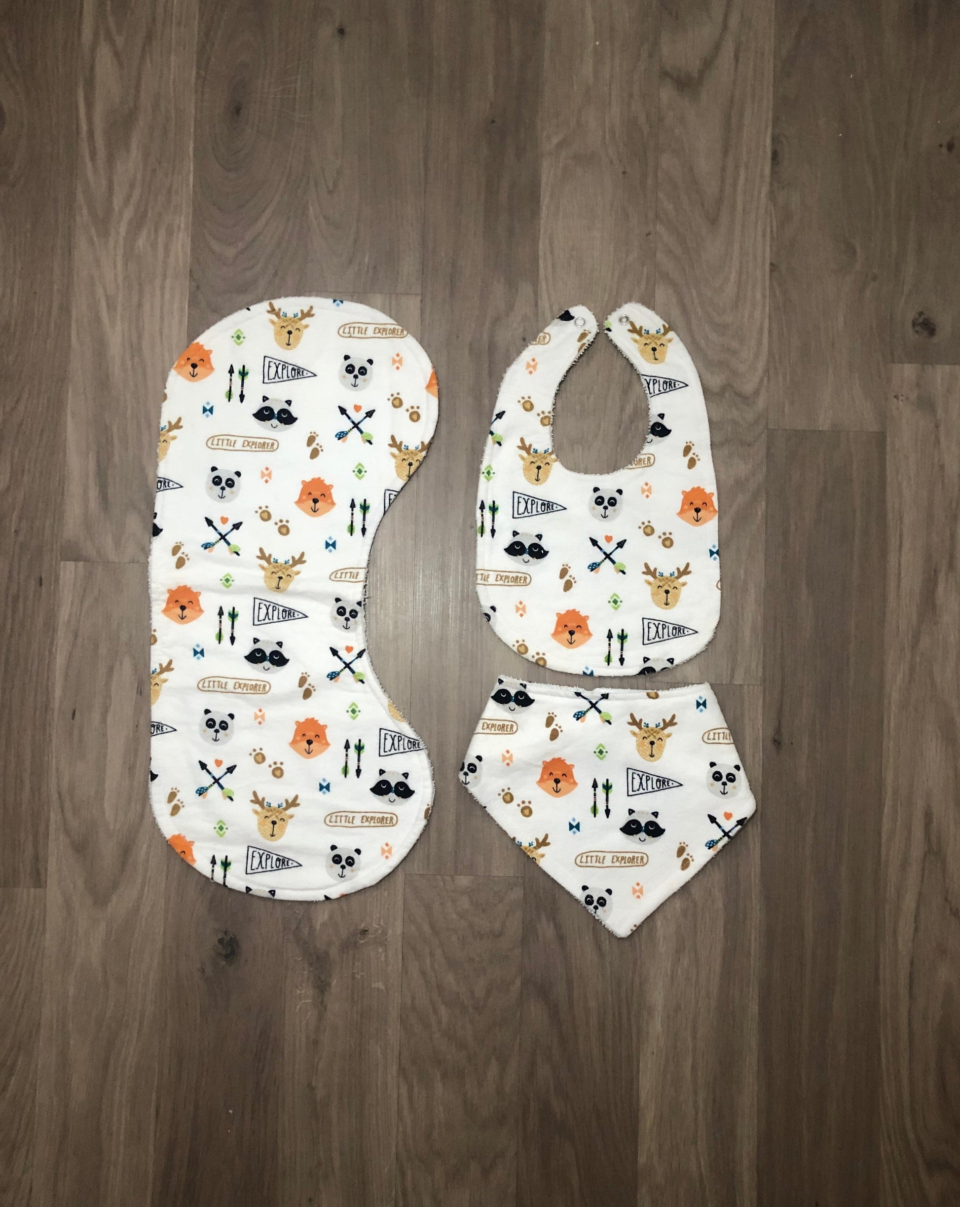 little explorer bib & burp cloth set