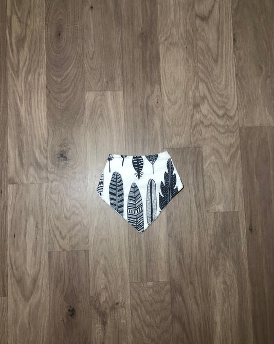 Feathers - 0-3 months