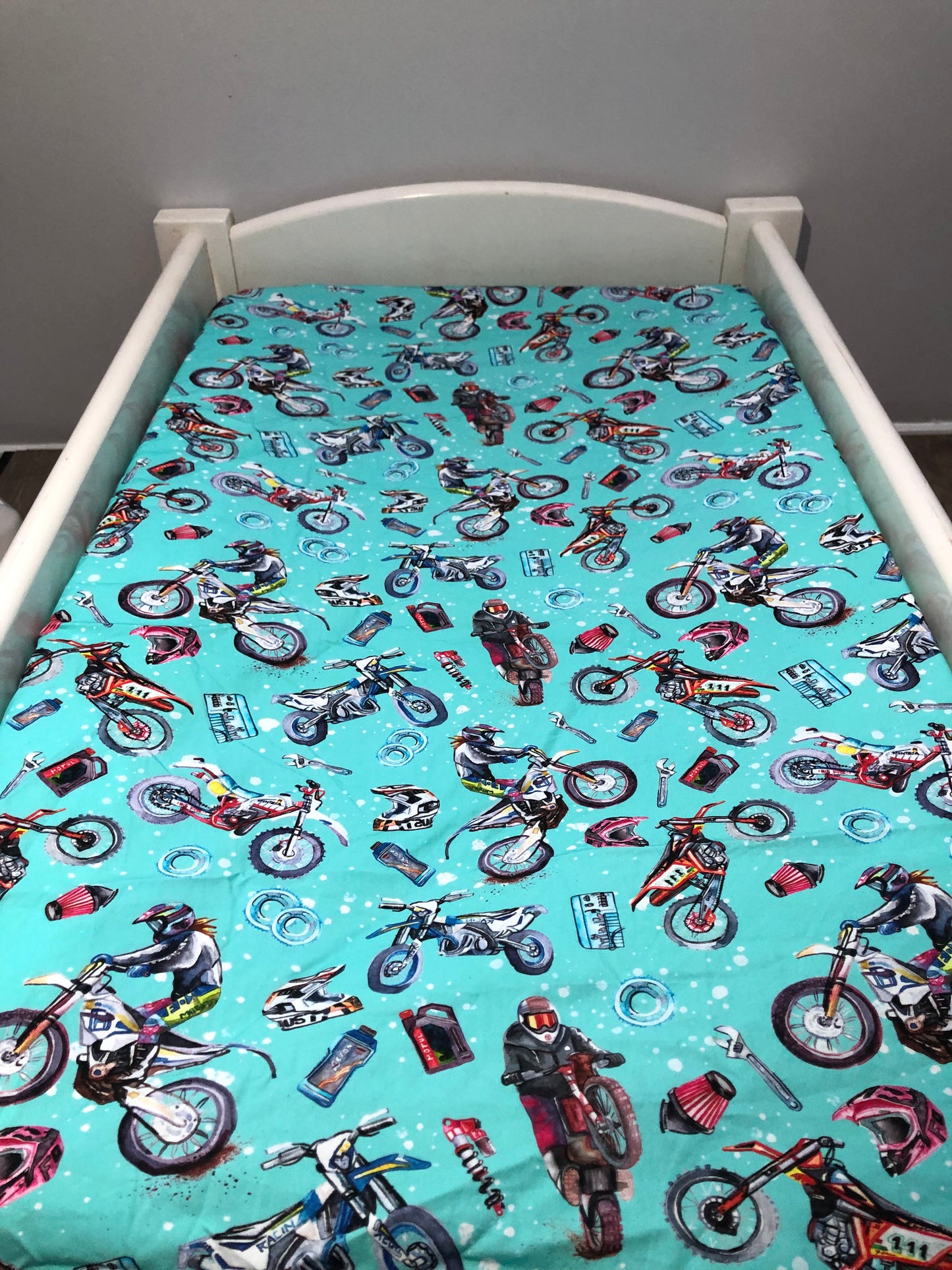 Motorbike - aqua - change mat cover/fitted bassinet sheet